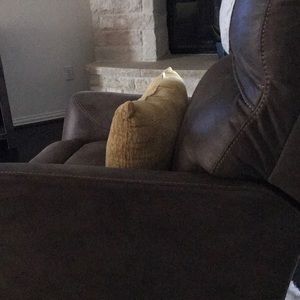 Meet your Posher, Gina